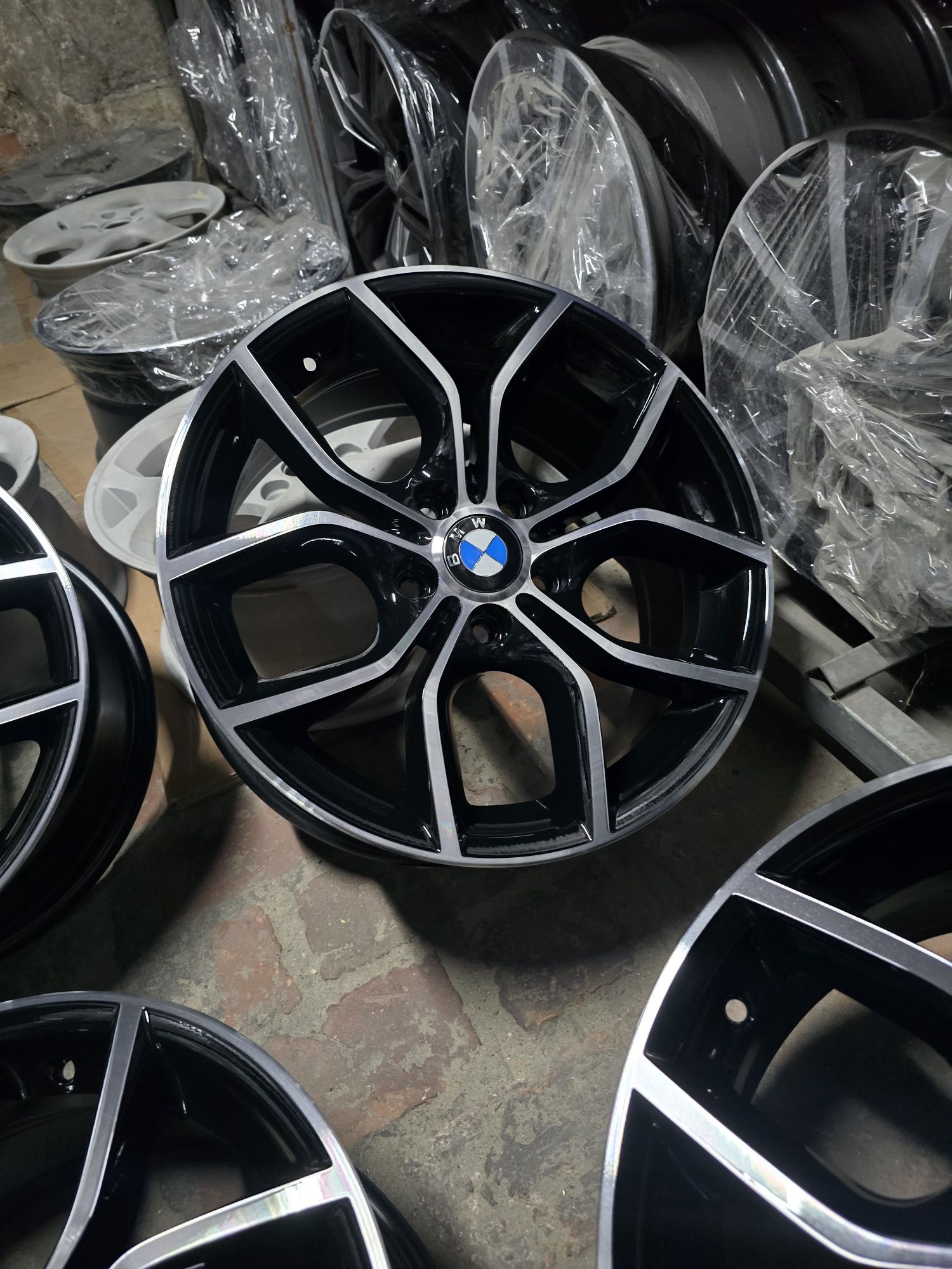 Felgi  18 5x120 BMW X3.X4  E90.91 F10 F11 F30   E60 x Drive