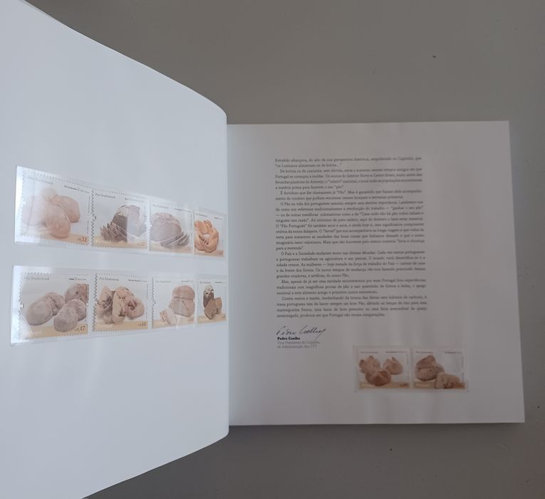 Livro CTT "A Tradição do Pão em Portugal "