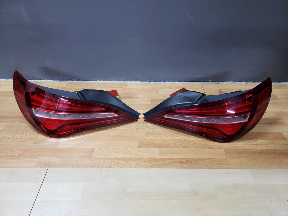 Стопи фонарі на Mercedes  CLA-Class  W117 2013-2016год LCI