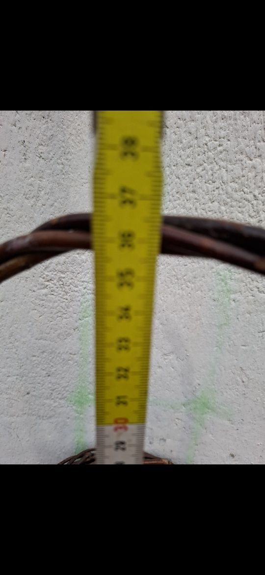 Koszyk wiklinowy z kabłąkiem prl