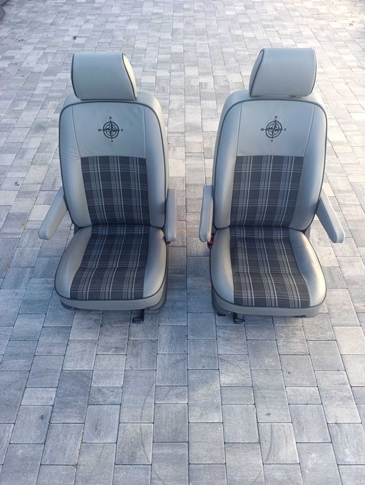 Fotele przód komplet VW T5 T6 z podłokietnikami pasażer kierowca