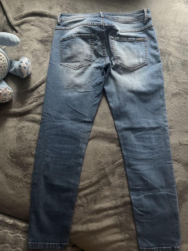 Spodnie damskie jeans