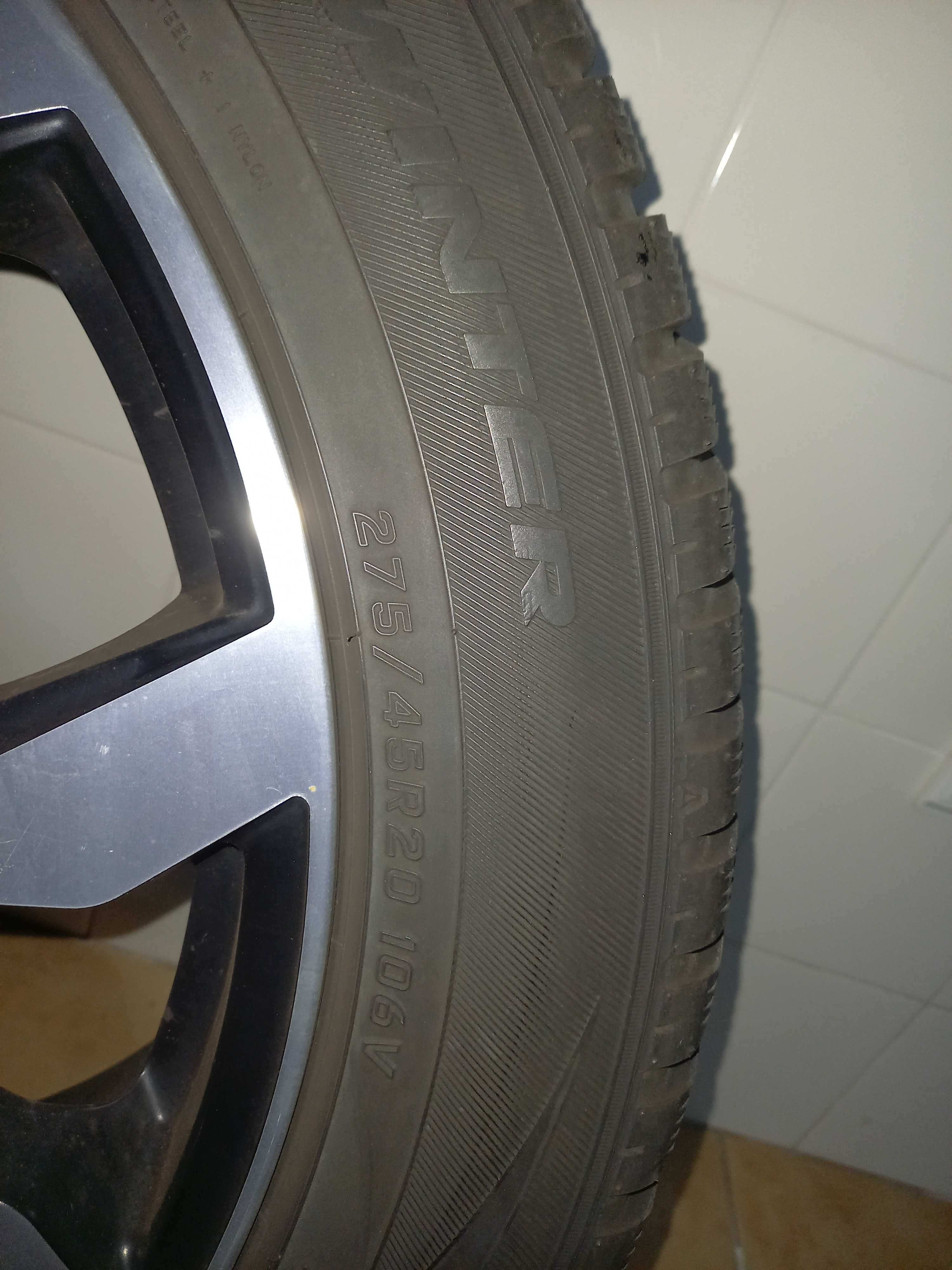 Jantes bluetec com pneus Falken