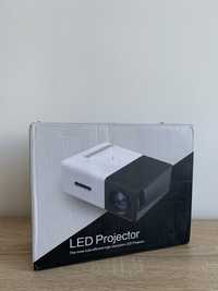 Projektor LED Mini Handheld, protable YG300 z.
