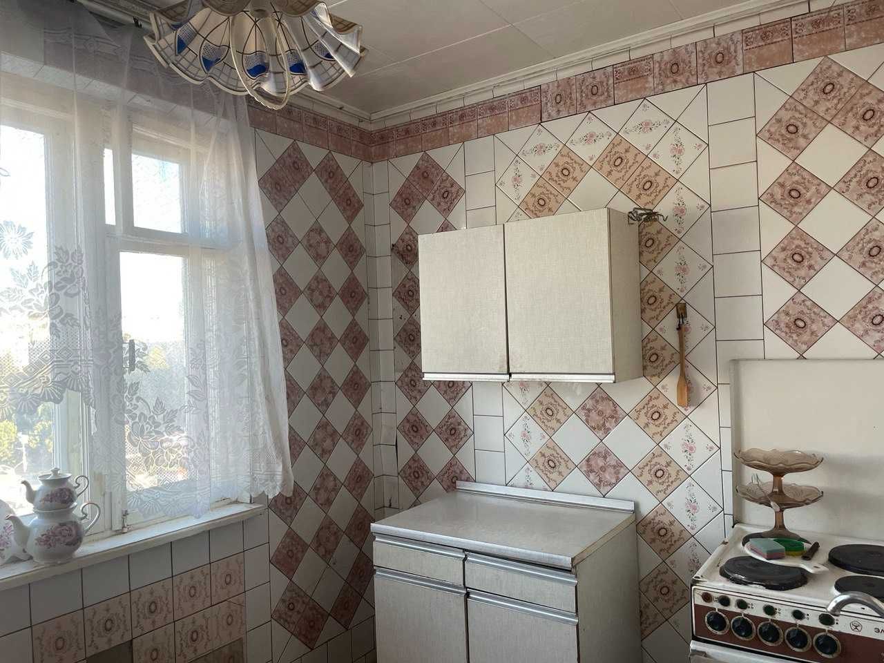 2к квартира Салтовка 522 м/р возле метро Студенческая
