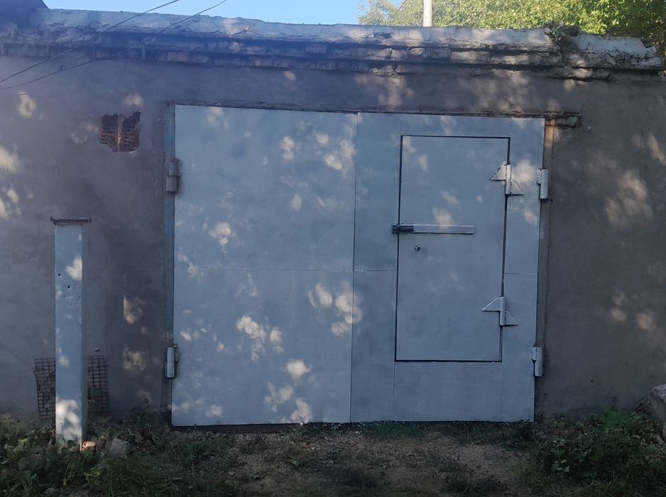 Продам  ГАРАЖ...