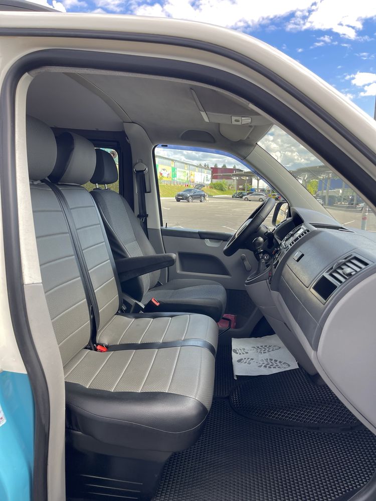 Volkswagen T5 2009 газ/бенз, Оригінальний пасажир, бус, мінівен, обмін