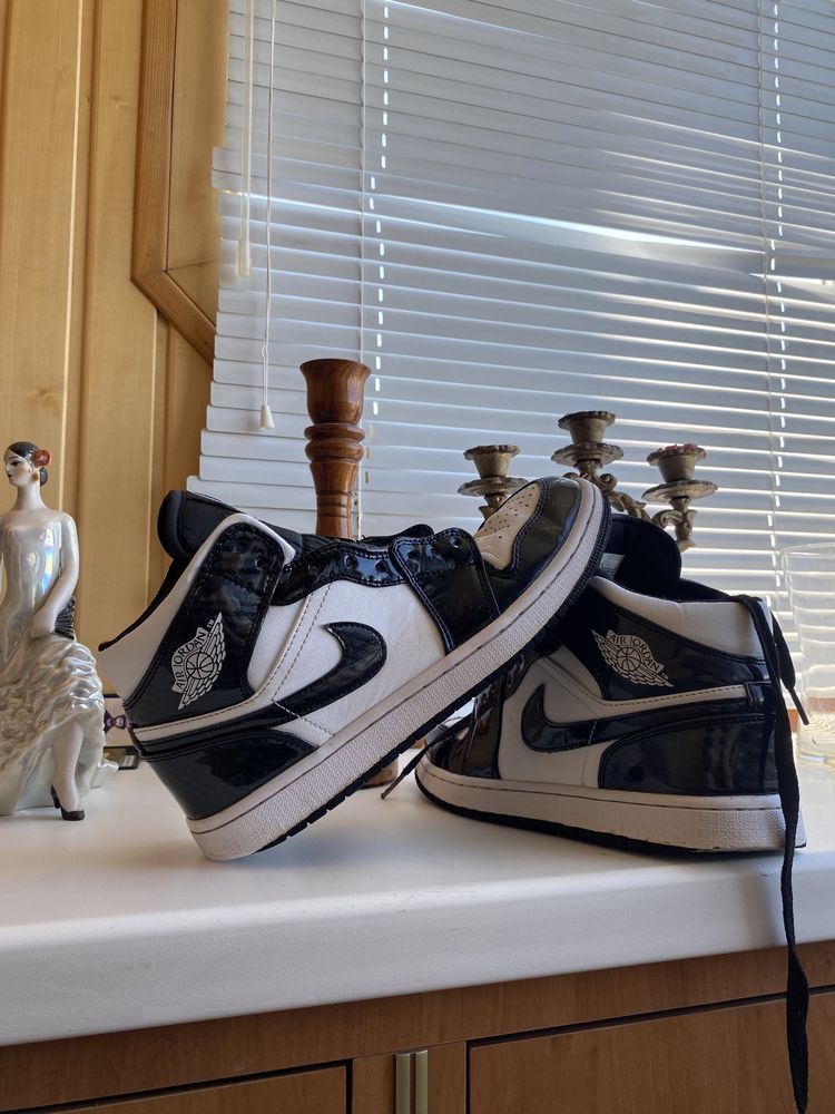 Nike air Jordan mid carbon