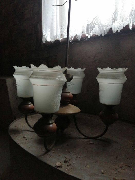 Ładny żyrandol nie zniszczy