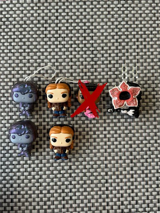 фігурки дивні дива кіндер джой