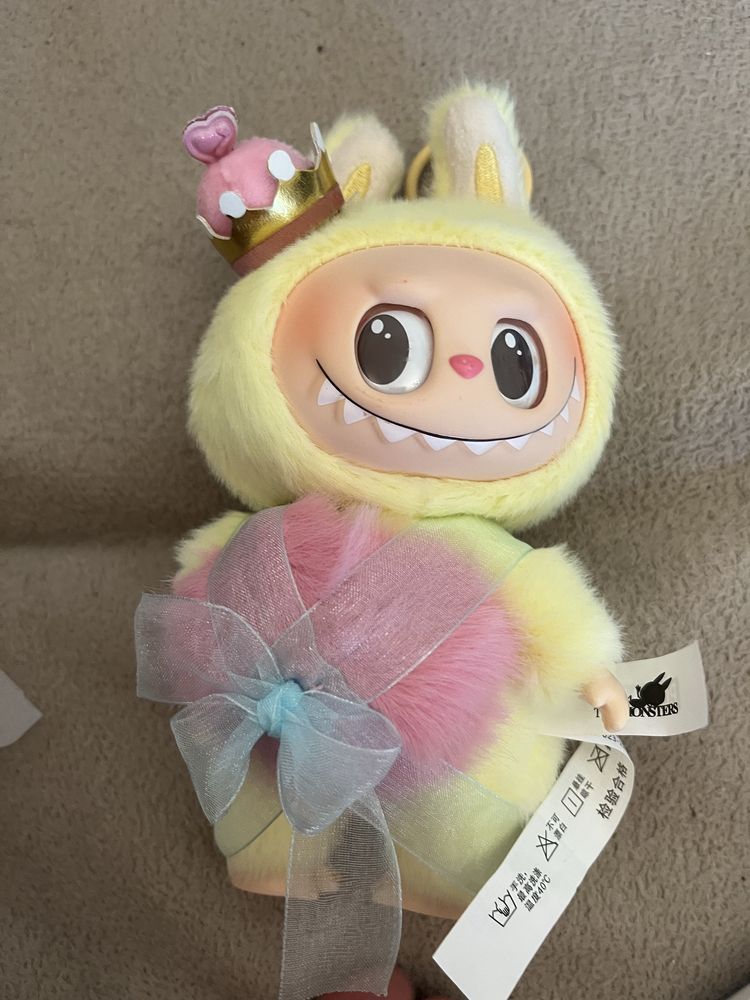 Labubu princesa nova