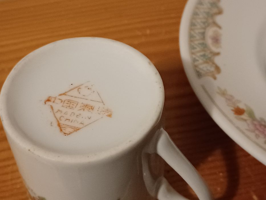 Conjunto chávenas chá e café liling vintage
