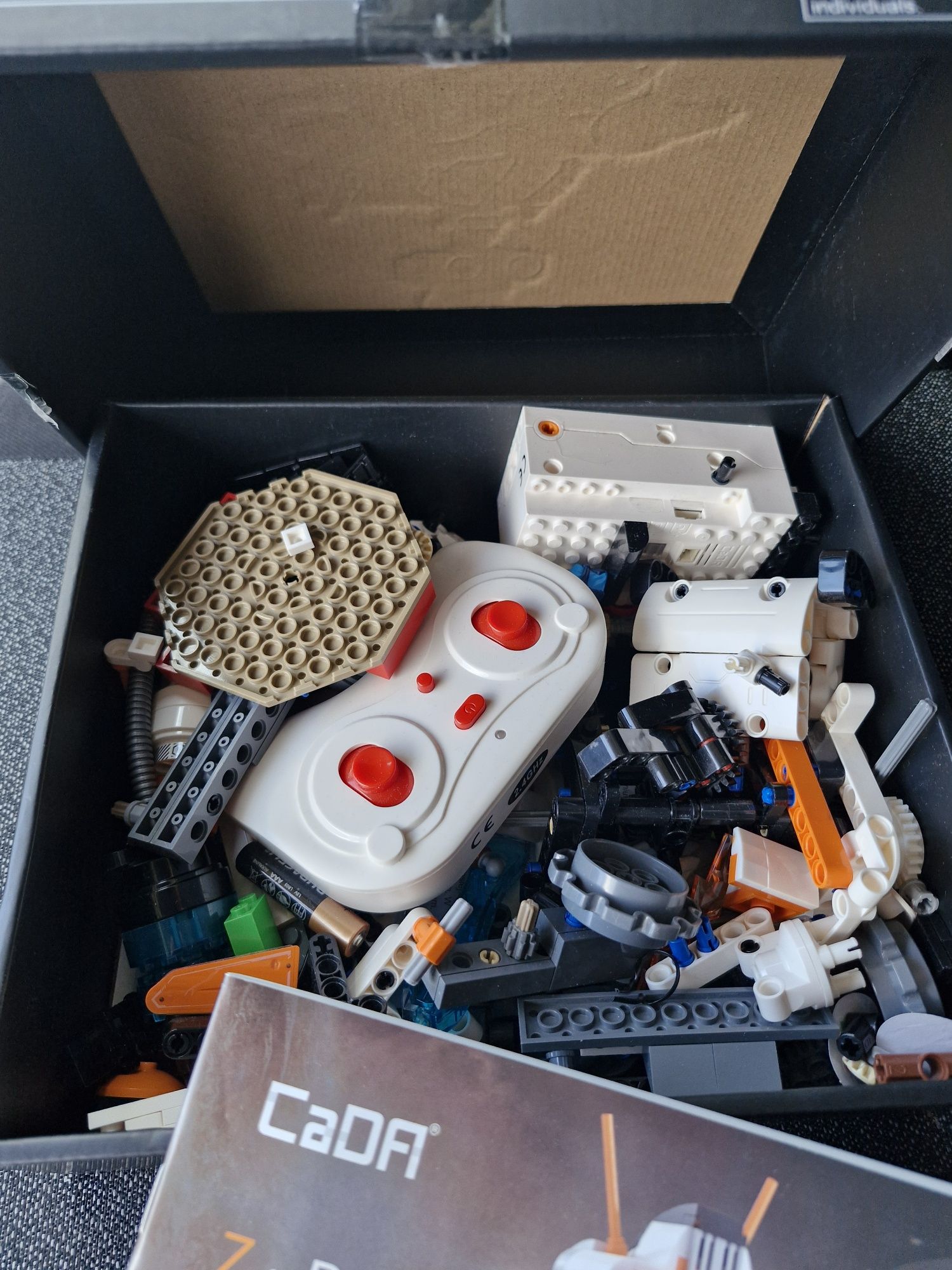 Robot cadfi z bot