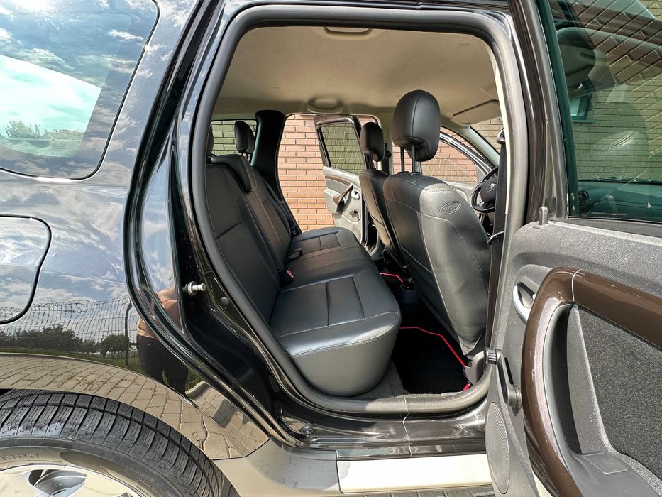 РЕНО дачія Дастер-газ бензин 2012