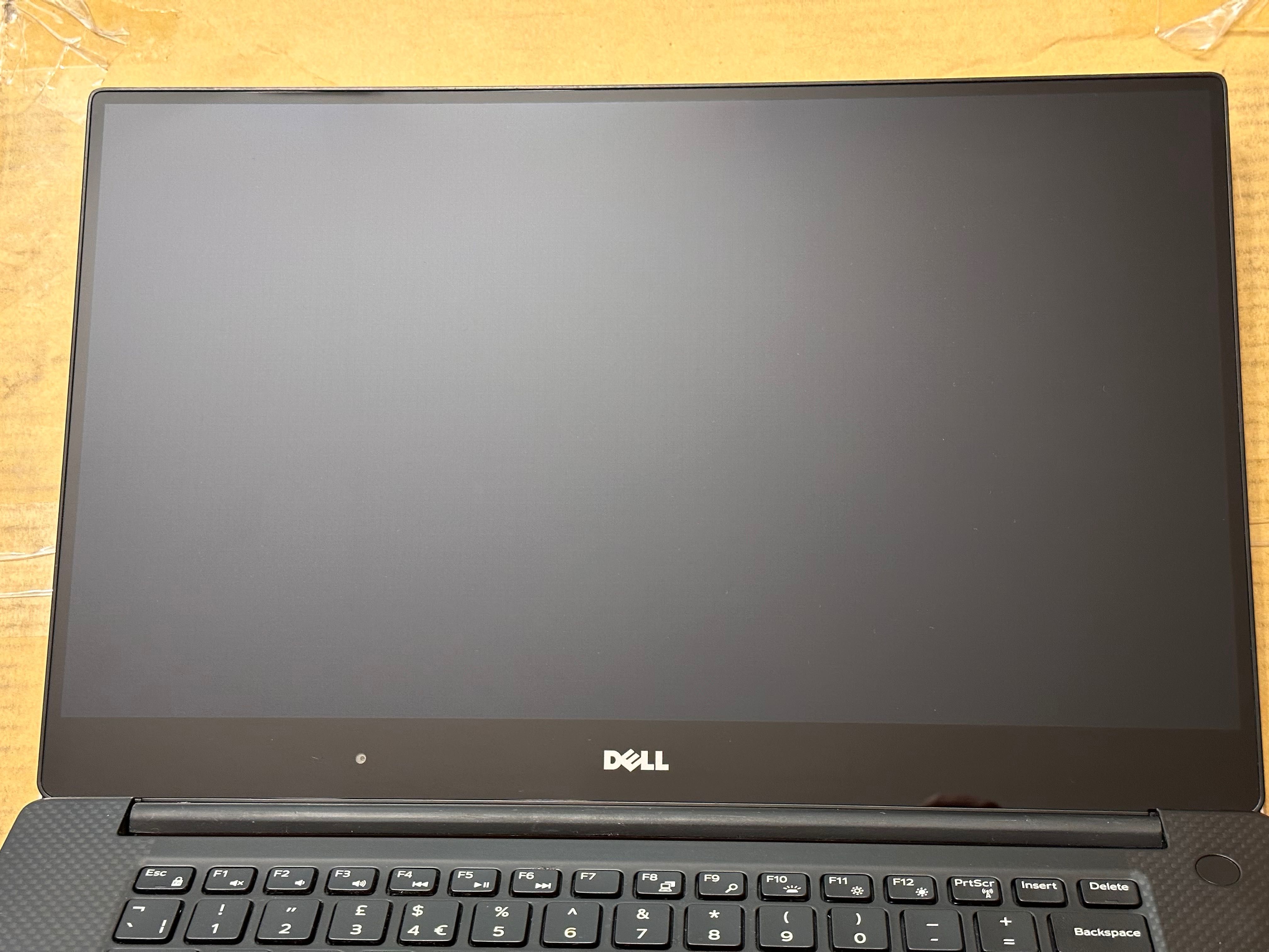 Dell XPS 15 9570 i7 4K dotykowa 16GB 512ssd biznes