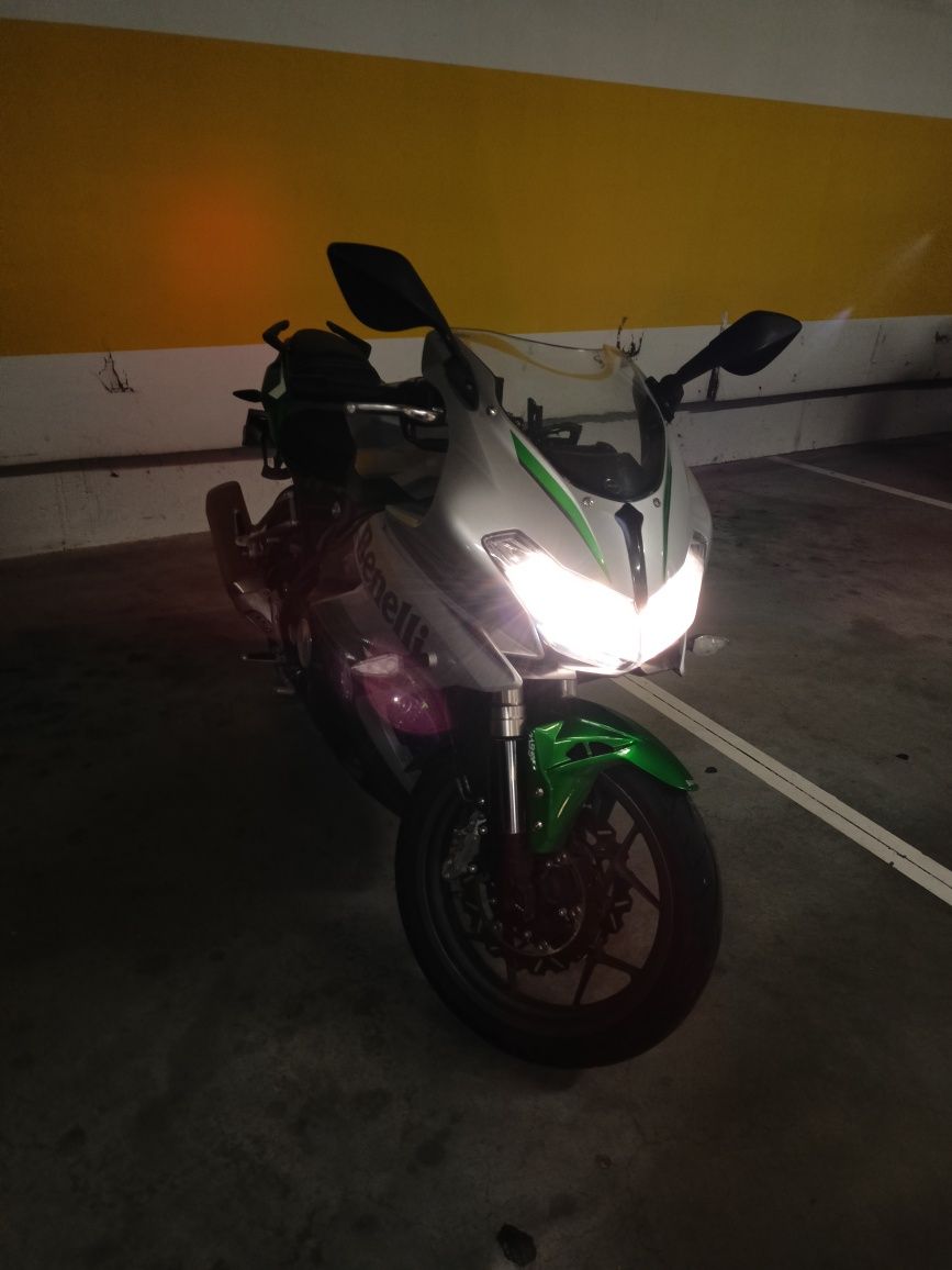 Vendo/Troco Benelli 302R 2021 [7500km]