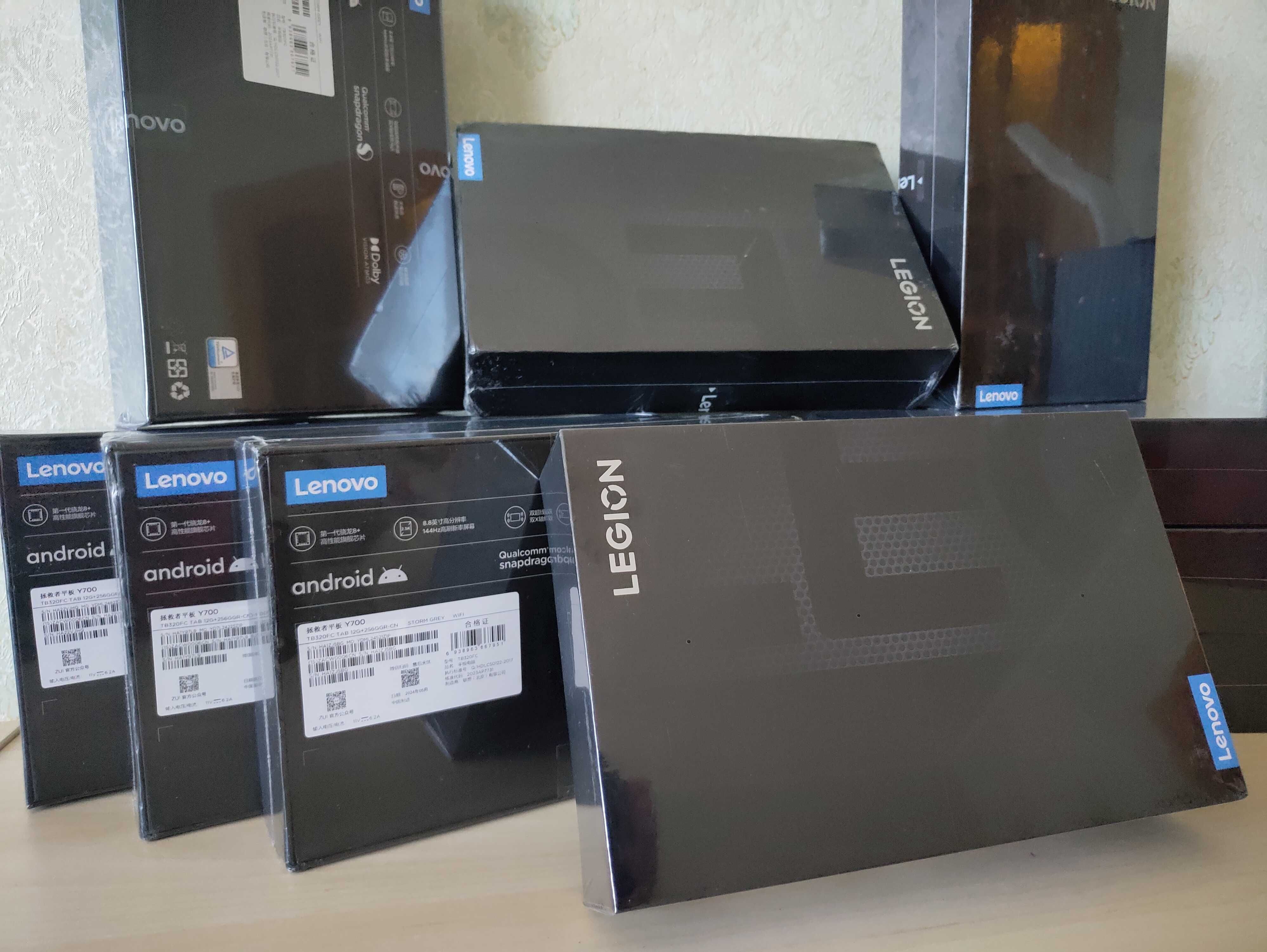 Lenovo Legion Y700 2023 12+256GB Snapdragon 8+ Gen 1 Android 14