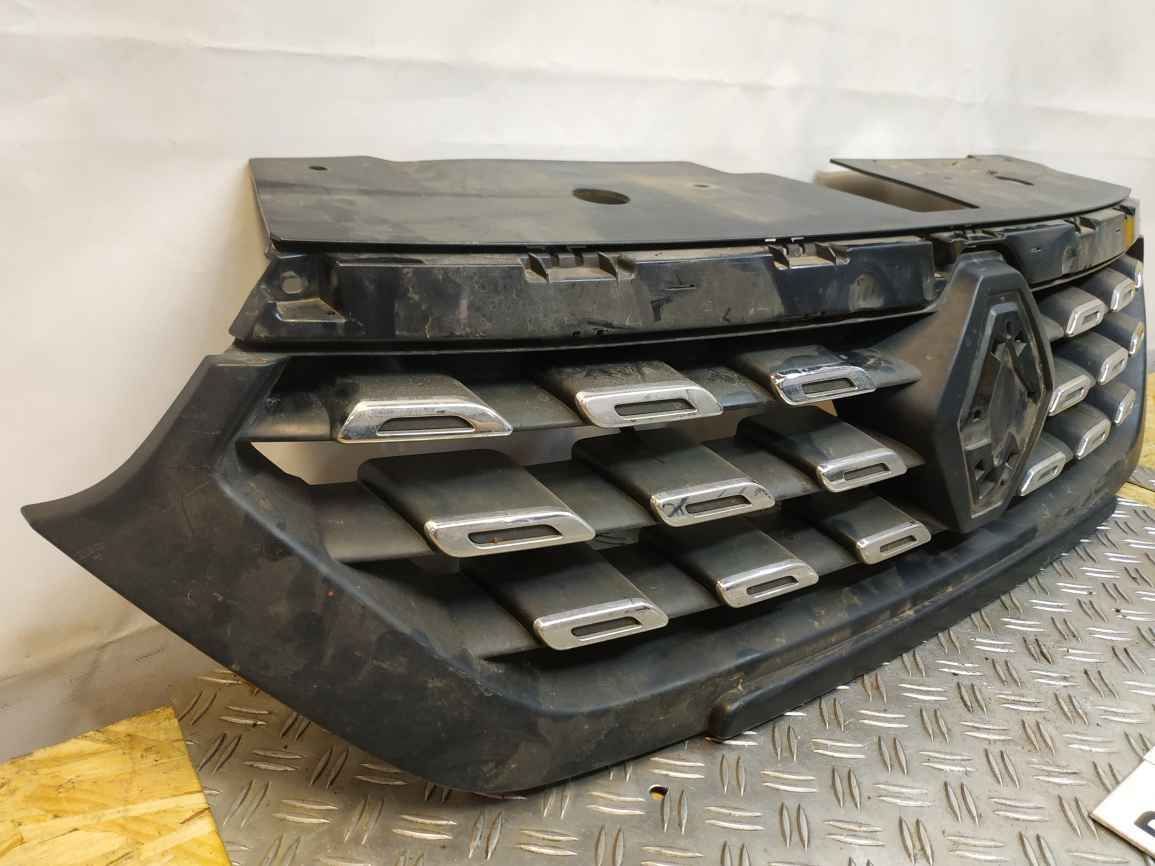 Renault (RVI) Dokker 17- rest решітка радіатора паяна  RC0348 62310444