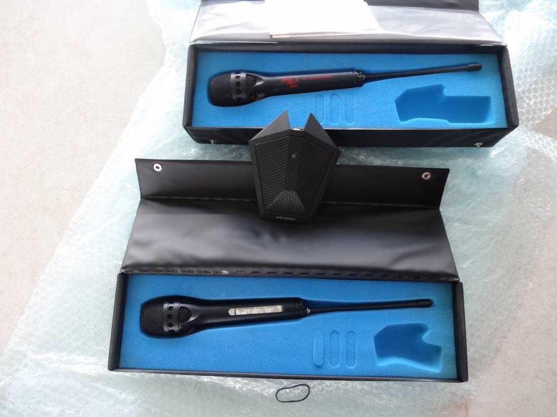 2 Microfones SENNHEISER SKM4031 sem fio e material de som