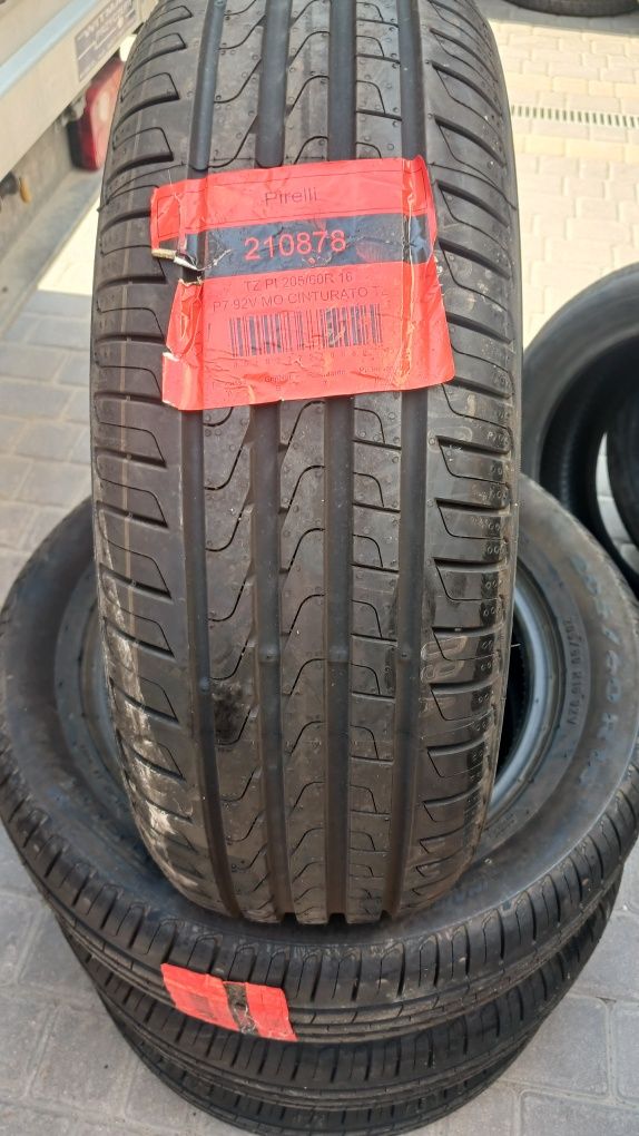 205 60 16 92V Pirelli Cinturato P7 MO