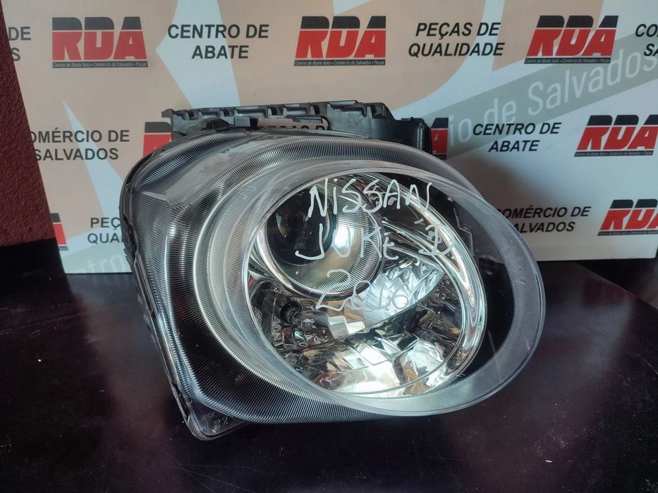 NISSAN JUKE 2016  FAROL DIREITO