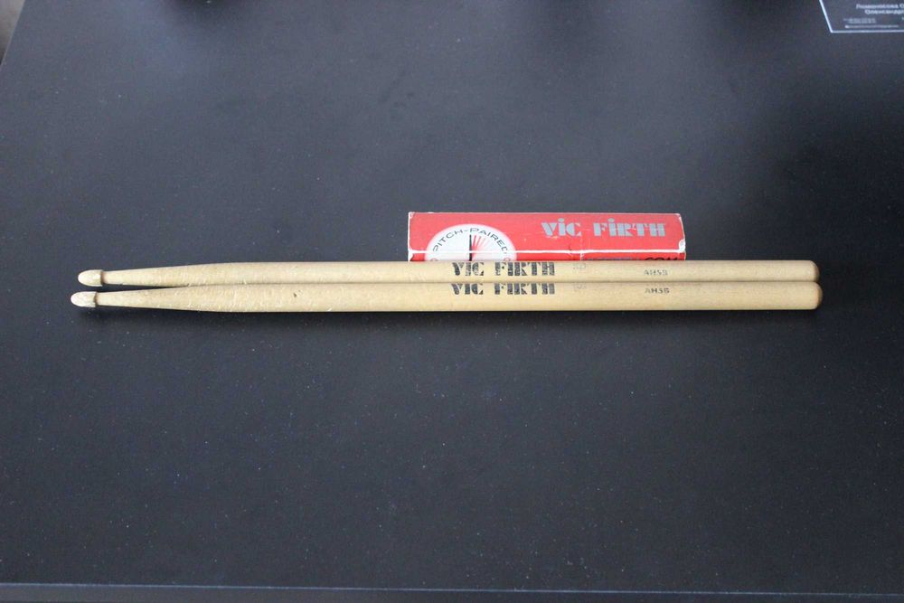 Барабанні палички VIC FIRTH - Vic Firth American Classic 5B