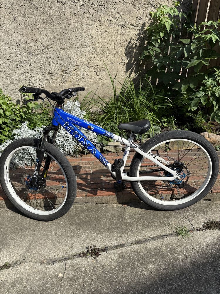Rower Mtb Stunt Kona stuff