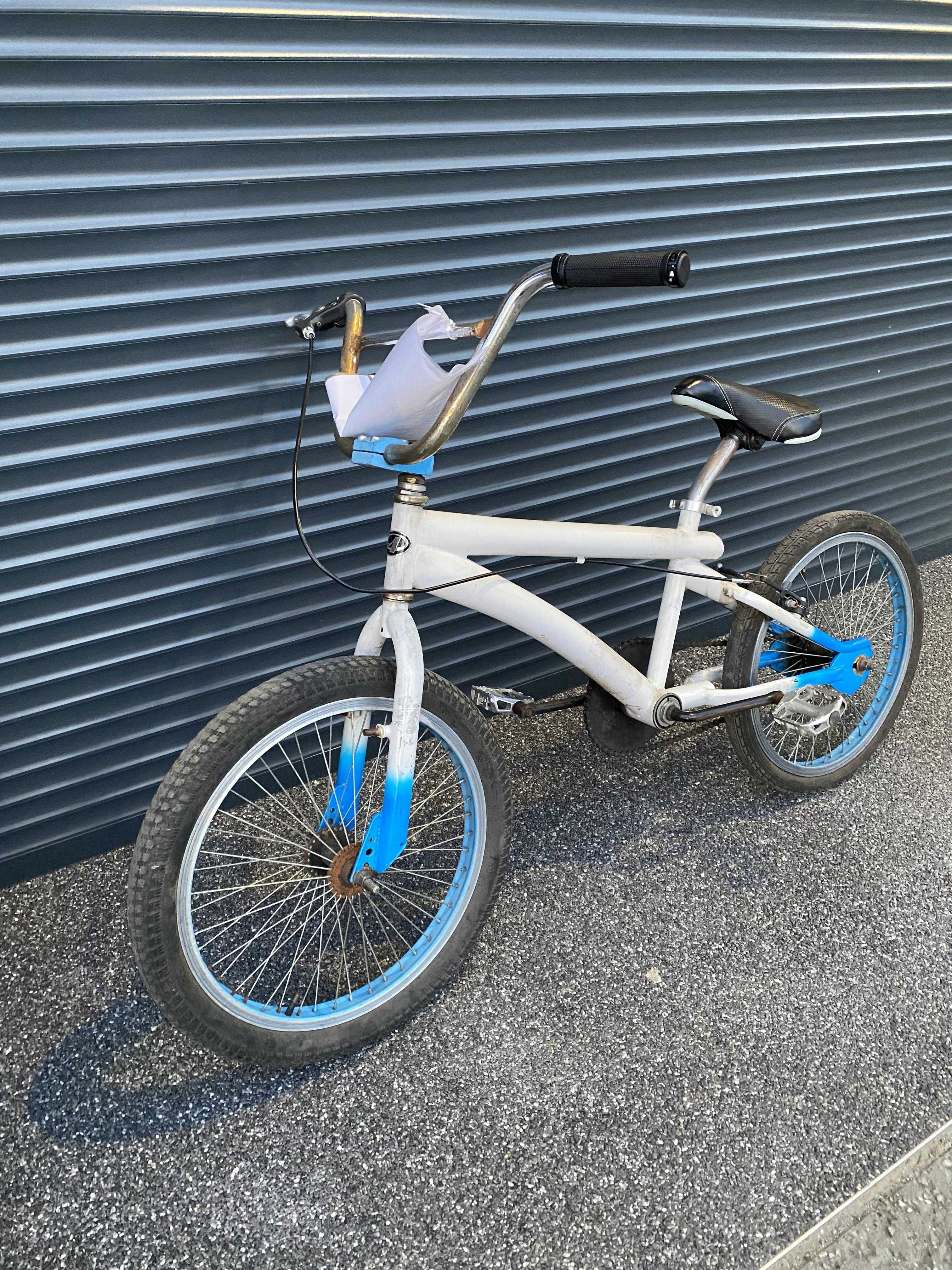 Rower Bmx Biały Koła 20" Nowe Gripy Duża Przednia Zębatka