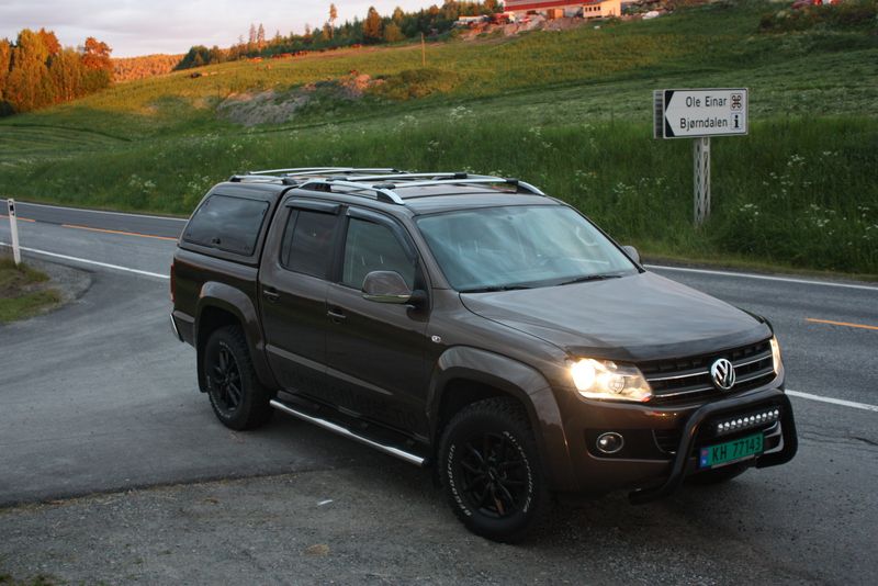 Relingi dachowe Crown srebrne Volkswagen Amarok 2010 do 2022