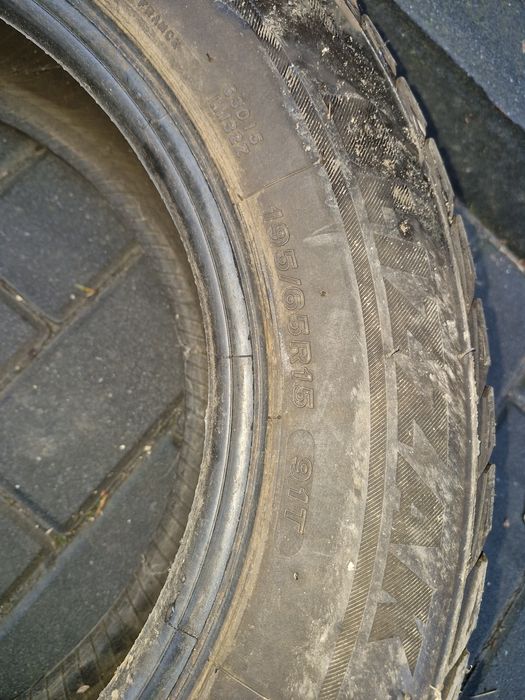 Opony zimowe M+S GOLF IV 15"