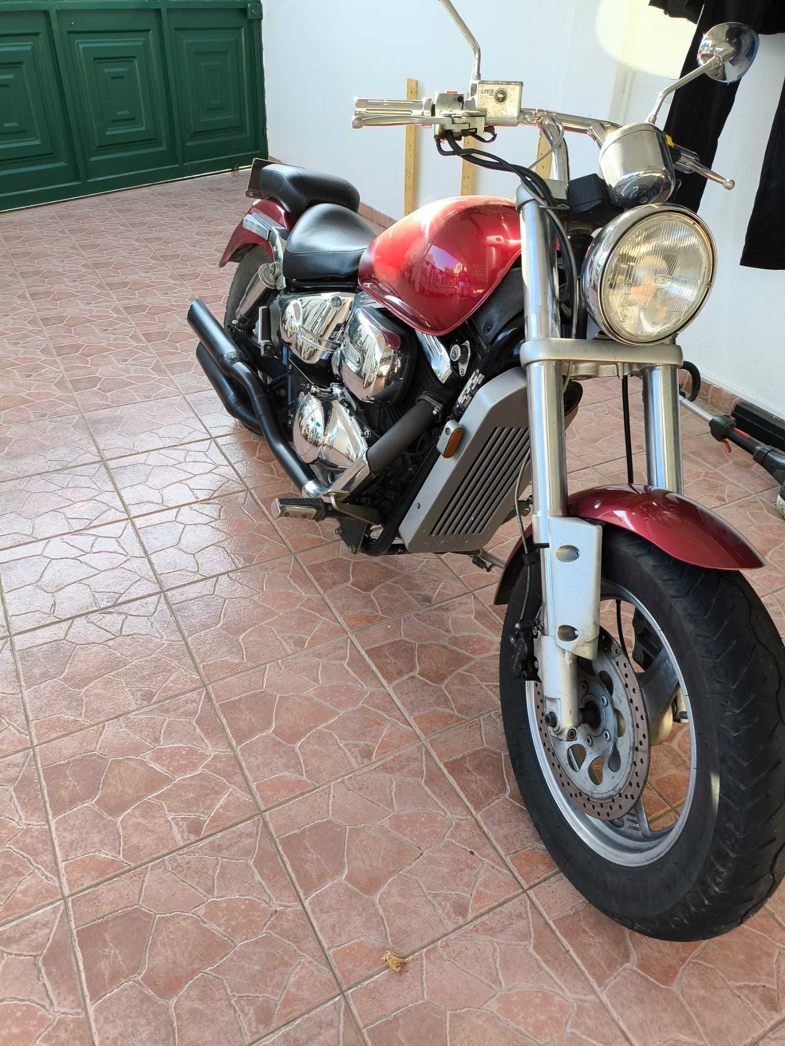 Chopper Suzuki Marauder VZ800