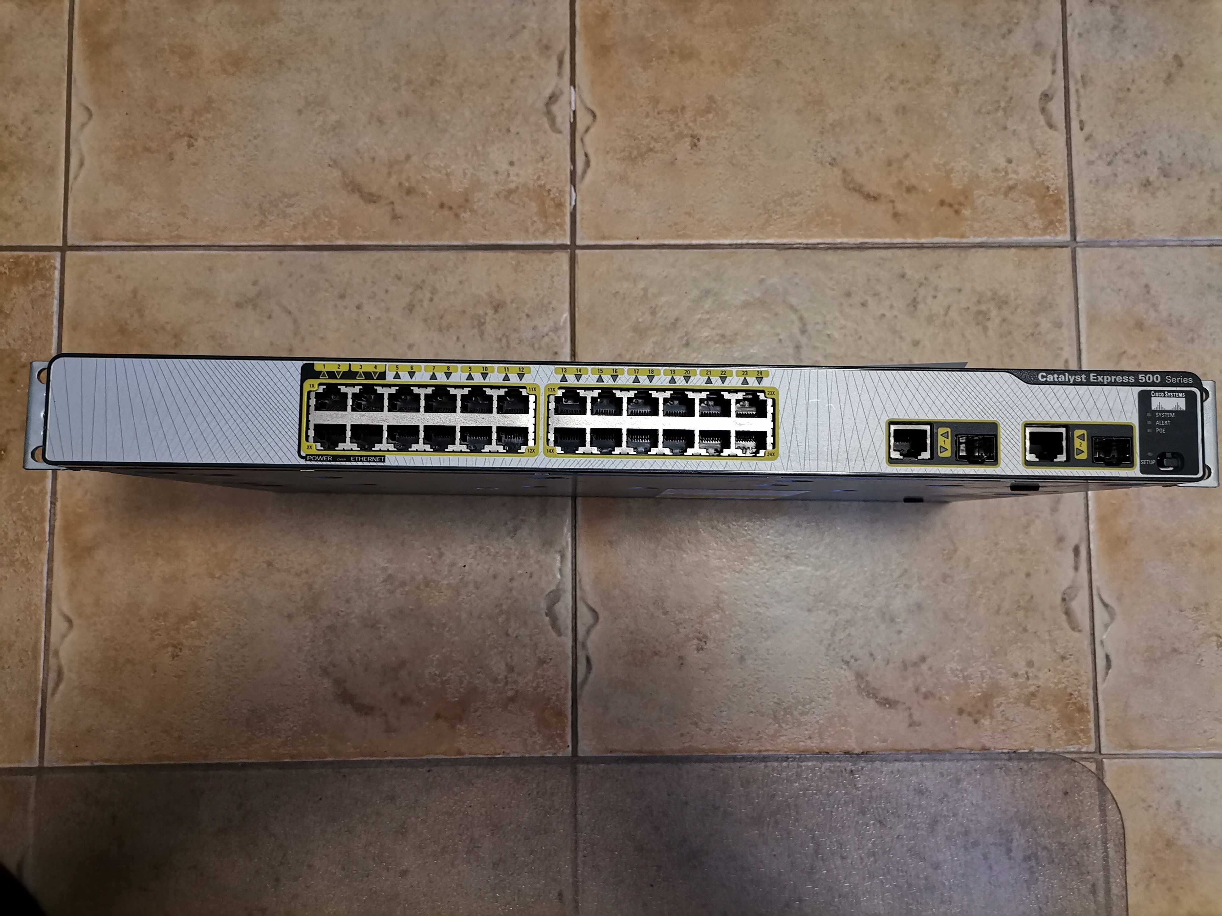 Switch Cisco WS-CE500-24LC