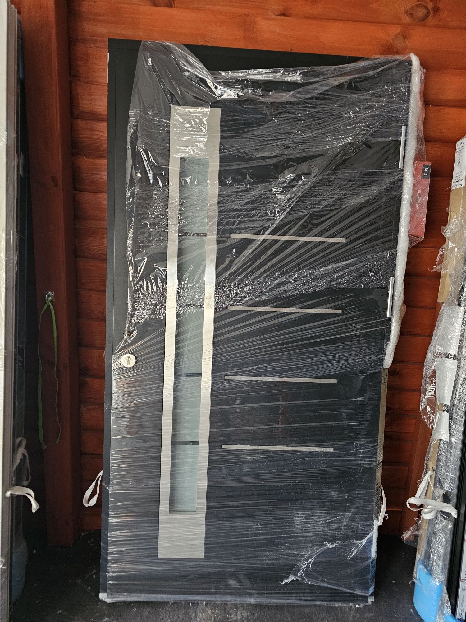 Drzwi zewnętrzne  PASYWNE 110 x 210 - CZARNE