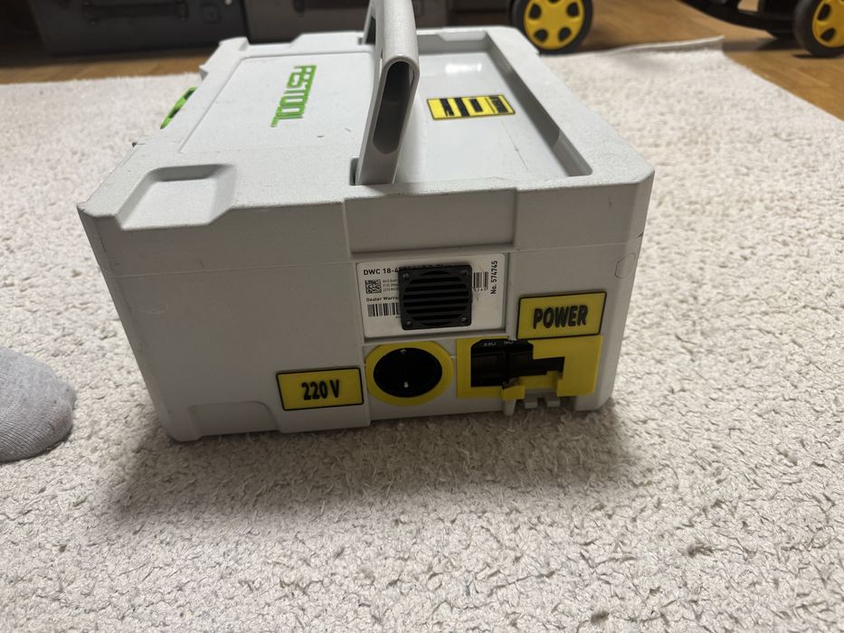 Зарядна станція на інверторі 5 квт , чиста синусоїда