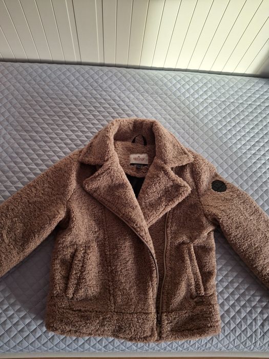 Kozuszek dla dziewczynki 140