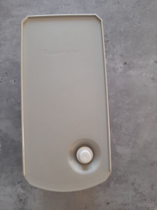 Vários artigos tupperware