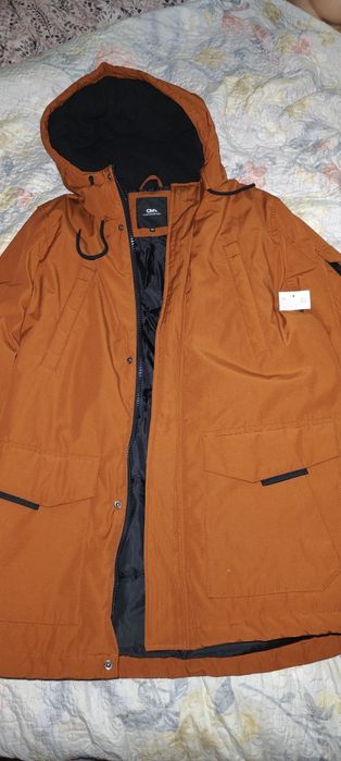 Vendo casaco de criança novo da C&A