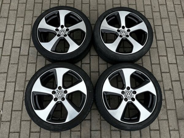 Pneus + Jantes R18 Originais 7 GTI