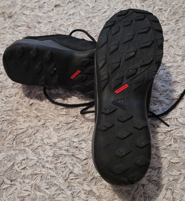 Buty Adidas Daroga Plus Lea, rozmiar 42