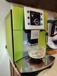 DeLonghi Perfecta automatyczny ekspres do kawy zielony Oliwka
