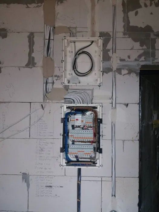 Вызов электрика.Услуги электрика. Ремонт, замена проводки.