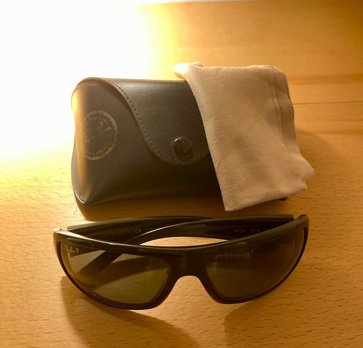 Ray.Ban RB4150 Polarized Sunglasses - Excelente estado - quase novos