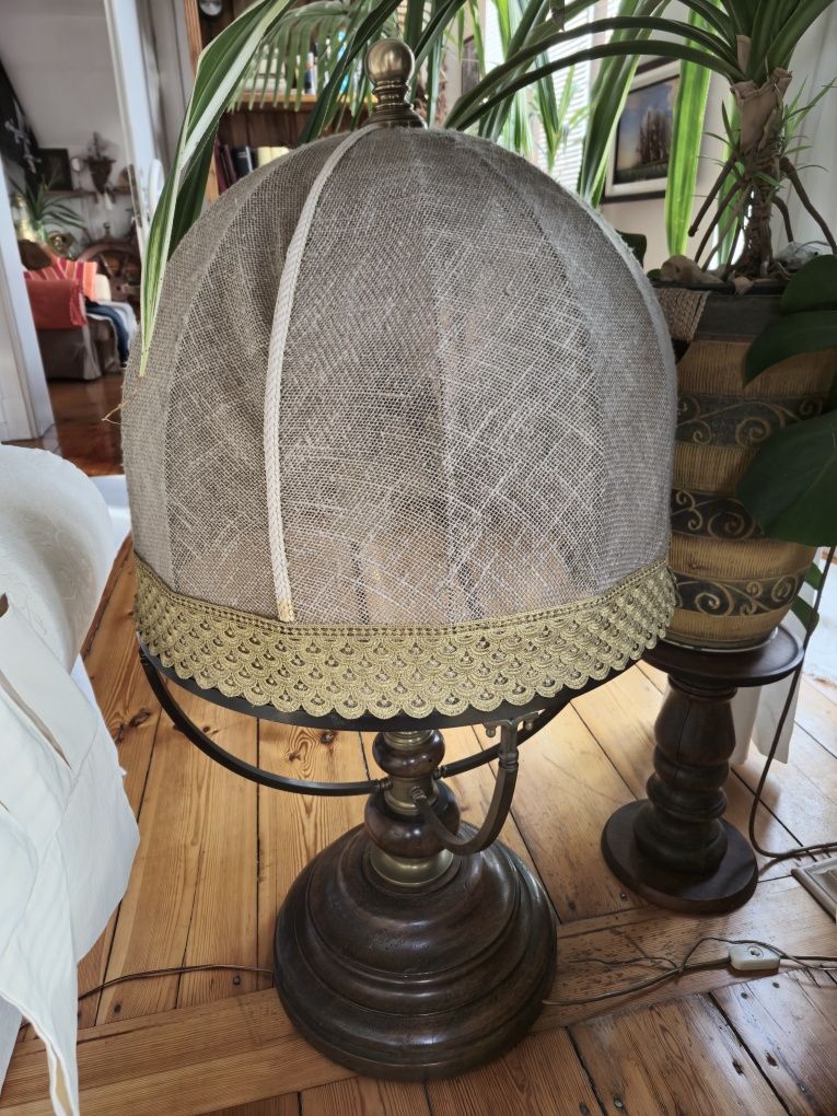 Wielka lampa kolonialna