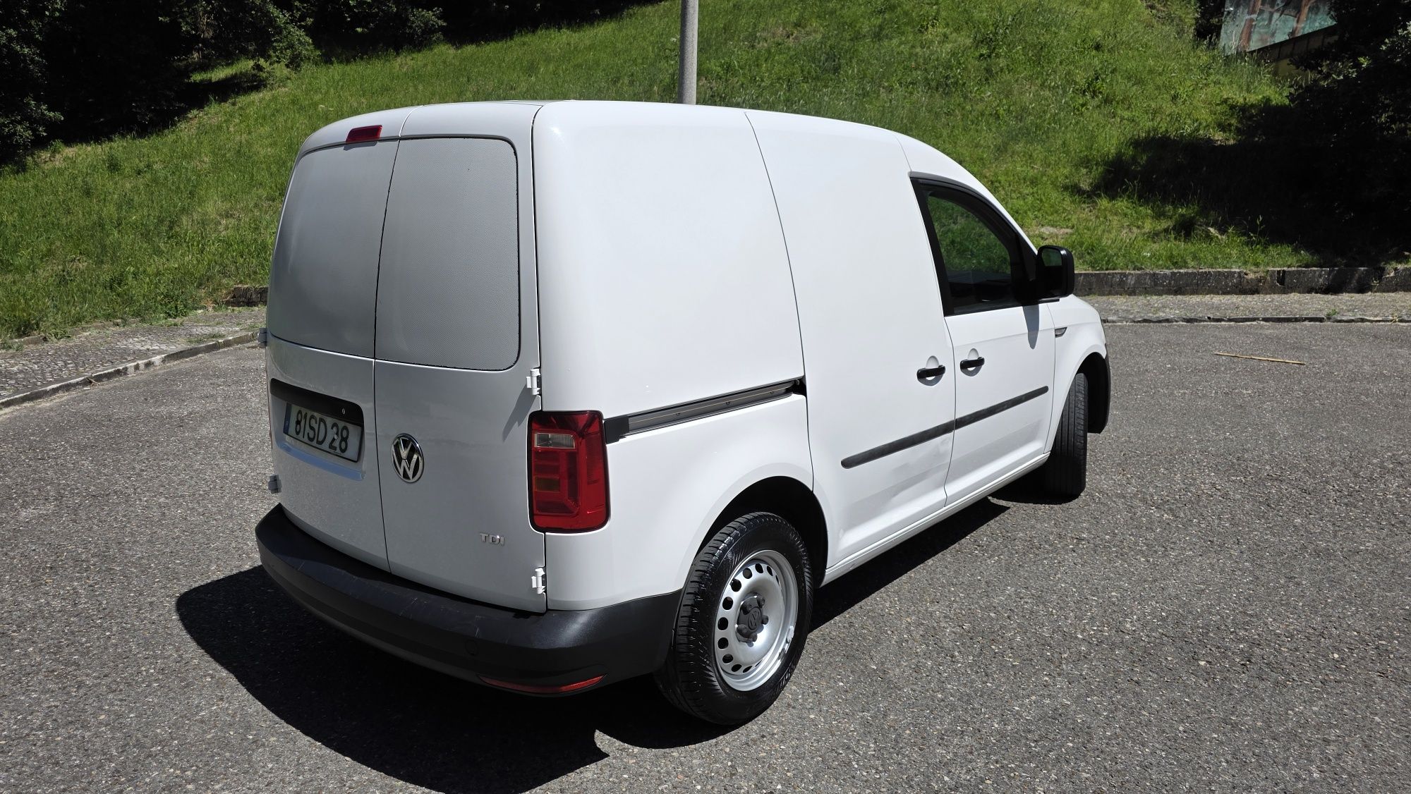 VW Caddy 2.0TDi 2016 NACIONAL