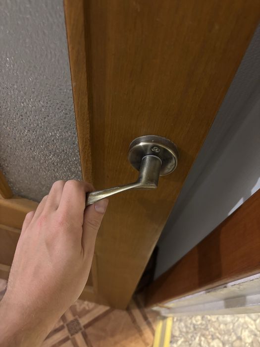 Двері міжкімнатні дерево скло 198 см на 70 см