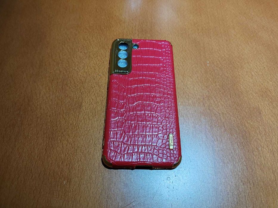 Smooth mobile phone case. New, unused64550774159235121