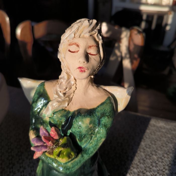 Dwa anioły ceramiczne