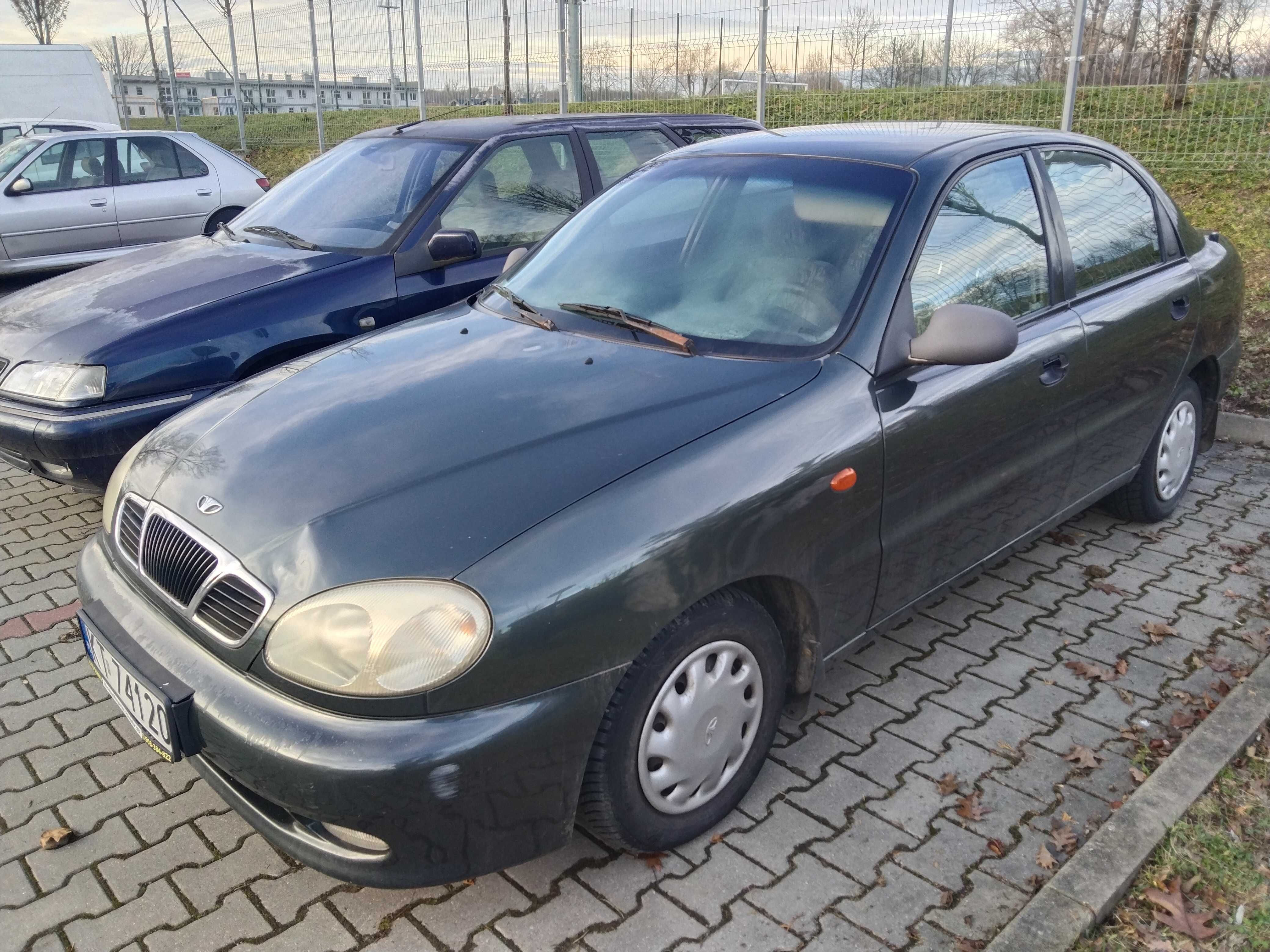 Daewoo Lanos1999r.1.5 Benz.90KM wspomaganie.ważne opłaty.mały przebieg