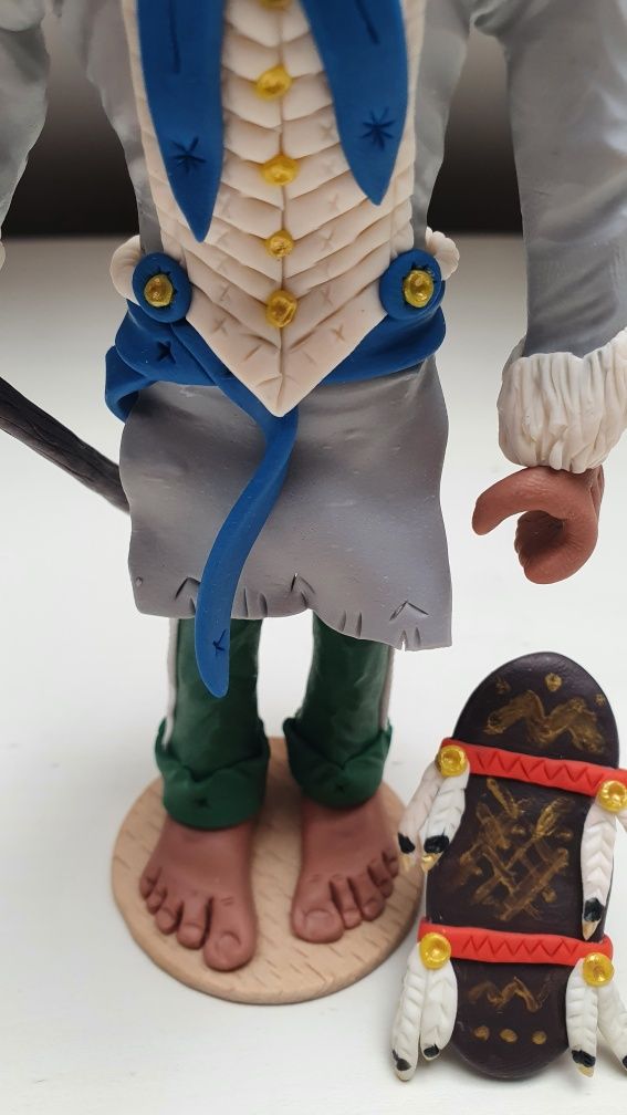 Indianin figurka z modeliny