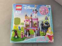 Klocki LEGO® Disney 41152 Bajkowy zamek Śpiącej Królewny.